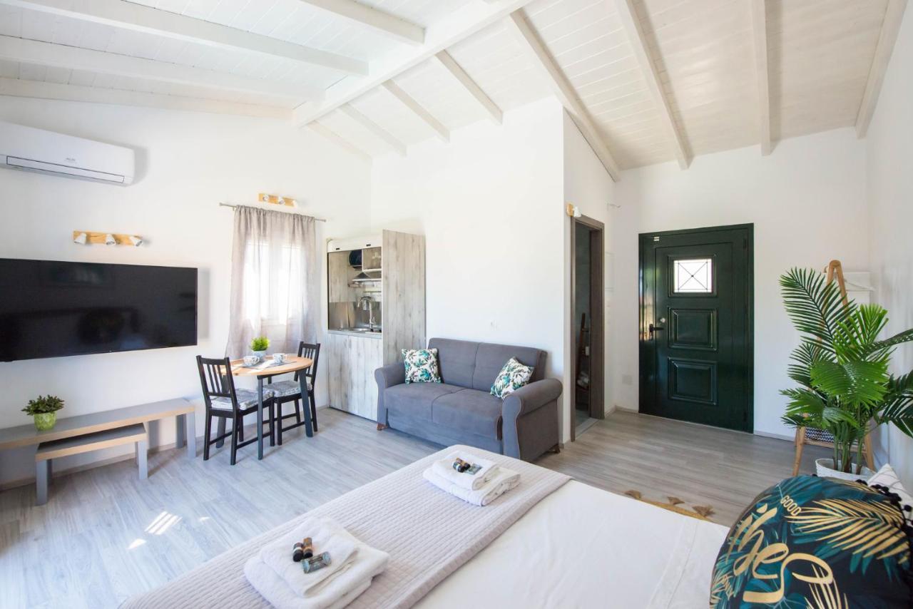 Acharavi Beach Villa Exterior foto